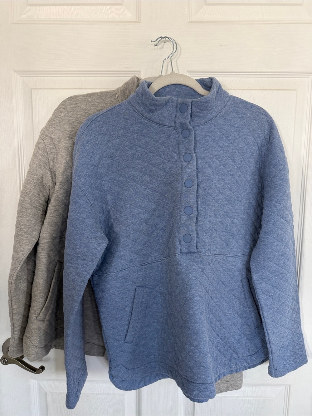 Eddie Bauer Quilted Snap-Front Pullover - Blue & Gray